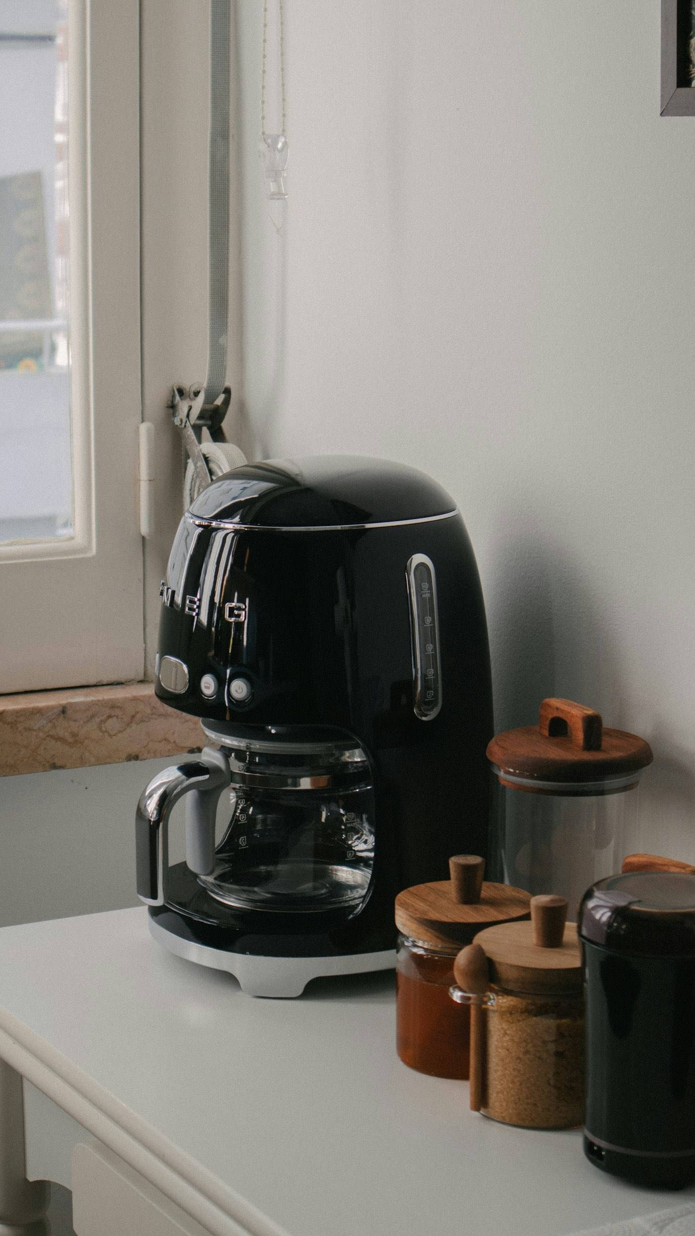 Een airfryer op het aanrecht